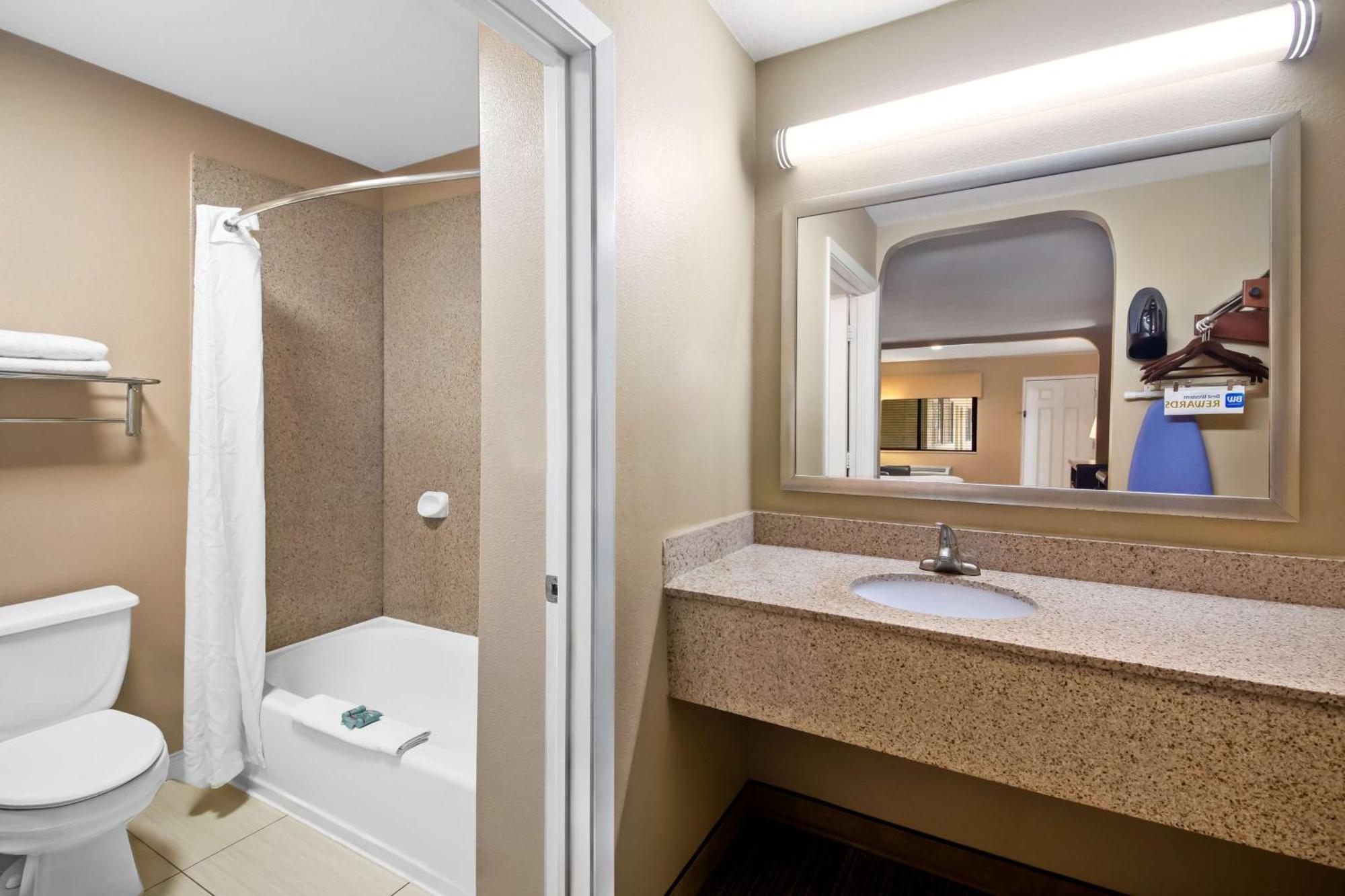 Best Western Cedar Inn Cedar Park Buitenkant foto